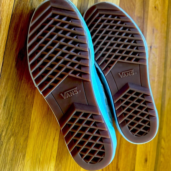 Suede Grey/Blue Vans Women’s Size 9 - Picture 2 of 5